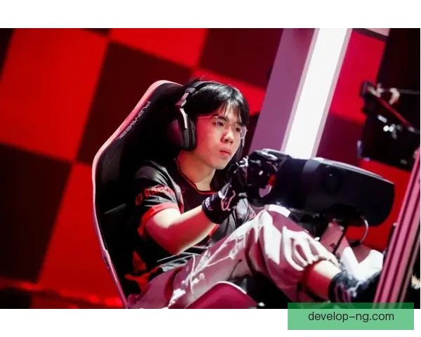 F1围场最新动态聚焦赛季争冠格局与车队风云变幻车手转会与技术战