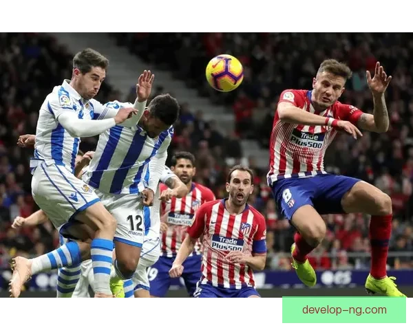 欧冠焦点战引爆全城球迷激情对决再掀高潮某队逆转晋级创造历史新篇章