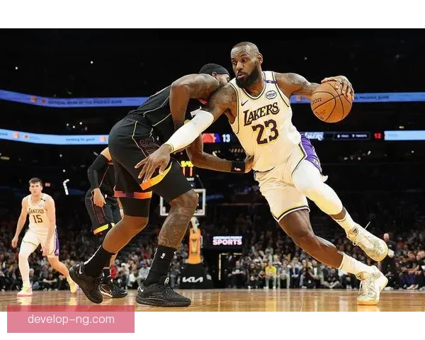 詹姆斯率湖人逆转勇士全场高光表现引爆联盟热议再创赛季新高力证王者风范