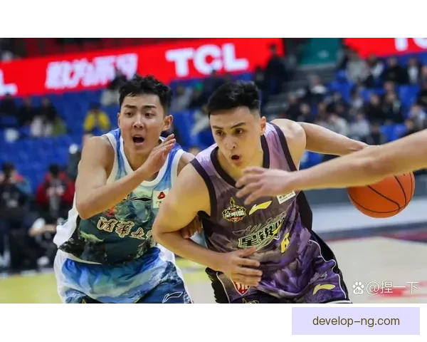 CBA季后赛激战正酣各队全力冲击总冠军荣耀